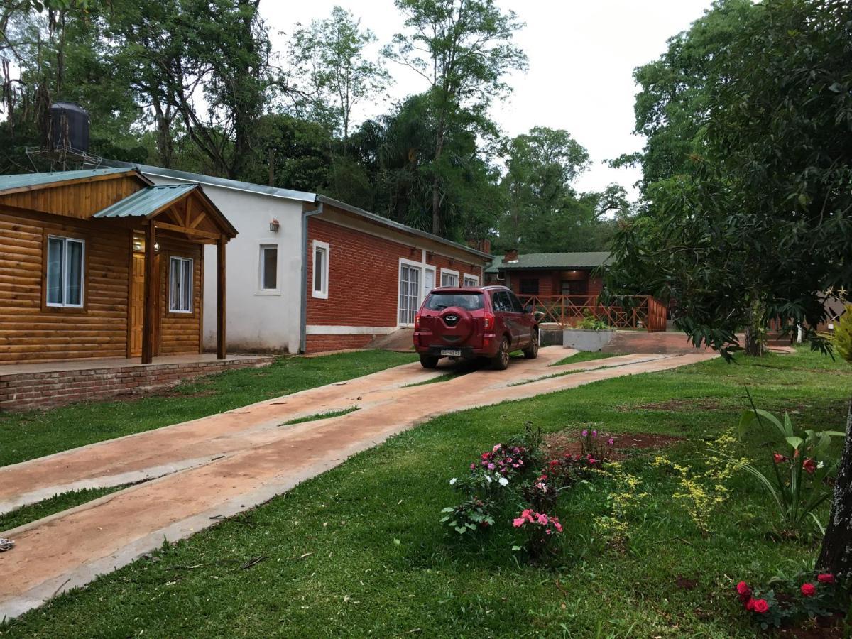 Posada Enki Пуерто Игуасу Екстериор снимка